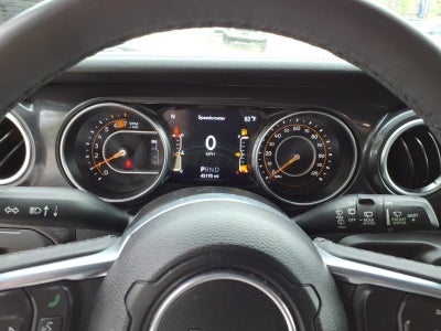 2023 Jeep Wrangler Sahara Altitude