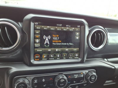 2023 Jeep Wrangler Sahara Altitude