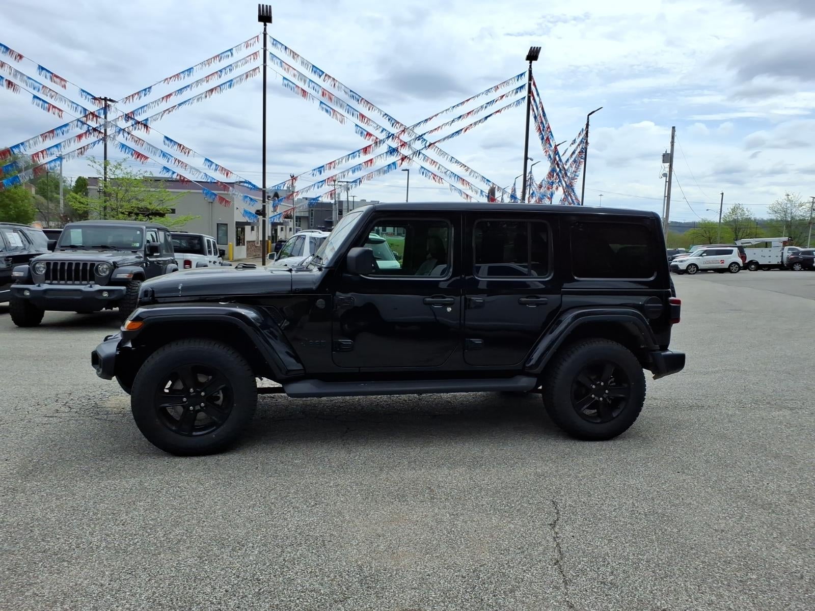 2023 Jeep Wrangler Sahara Altitude
