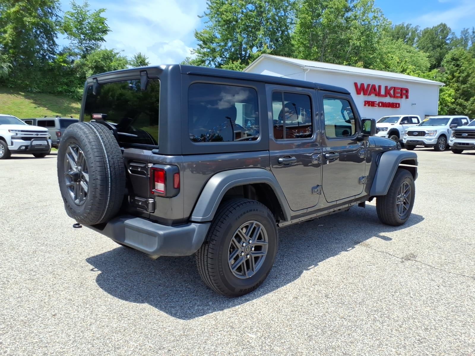 2025 Jeep Wrangler Sport S