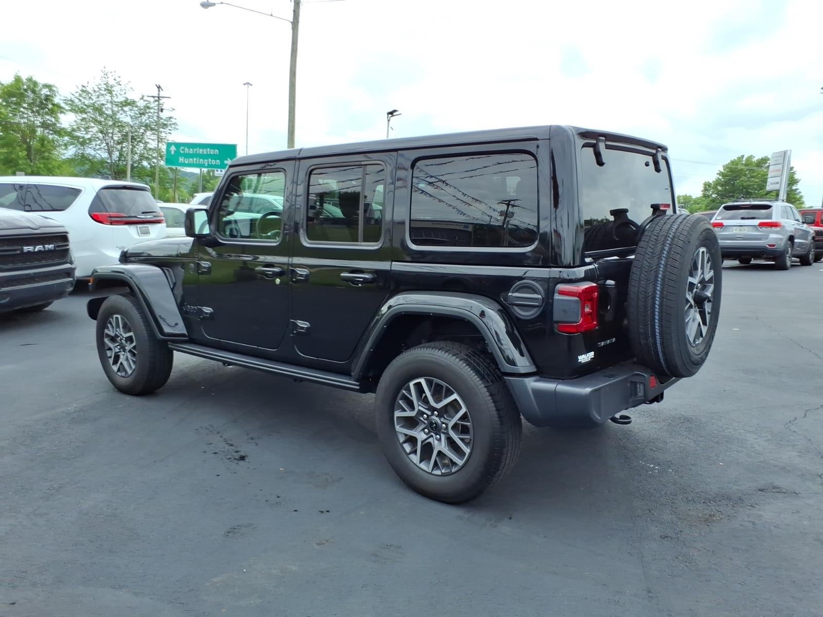 2025 Jeep Wrangler Sahara