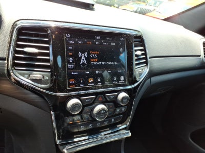 2020 Jeep Grand Cherokee Laredo E