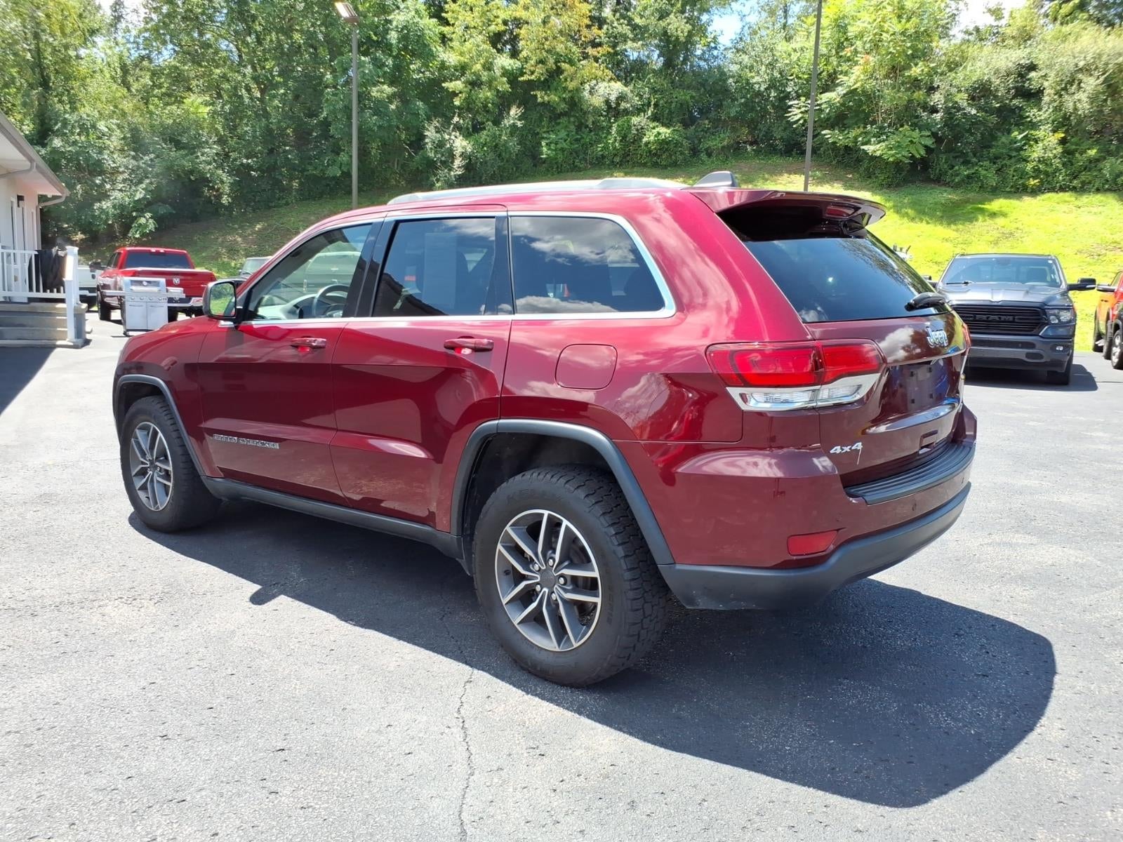 2020 Jeep Grand Cherokee Laredo E