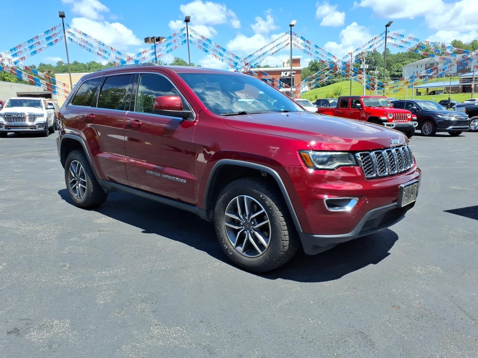 2020 Jeep Grand Cherokee Laredo E