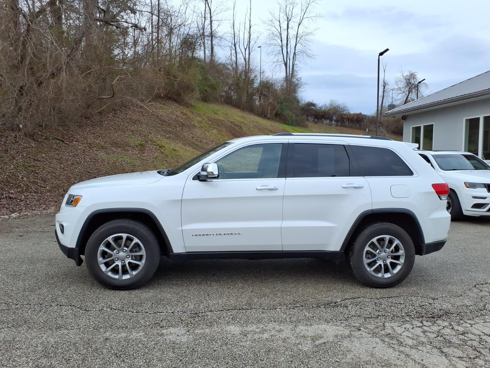 Used 2015 Jeep Grand Cherokee Limited with VIN 1C4RJFBG6FC815215 for sale in Hurricane, WV