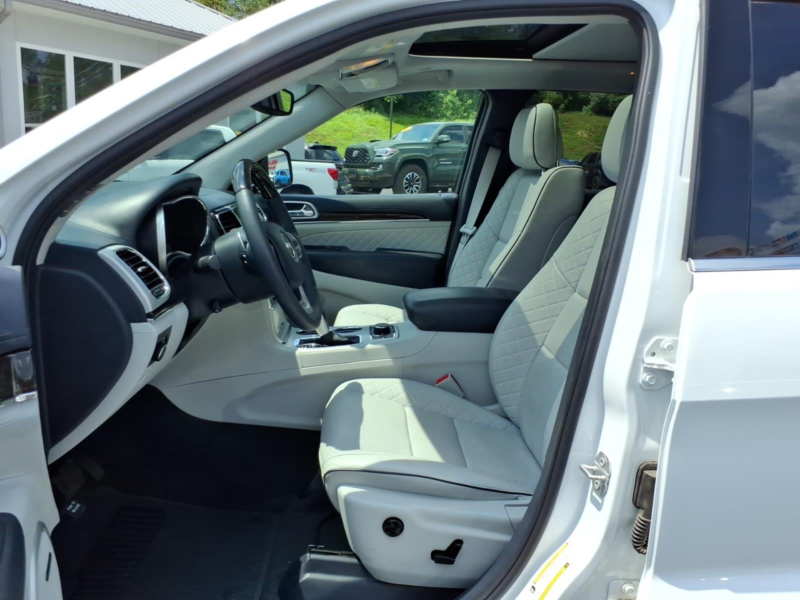 2020 Jeep Grand Cherokee Summit