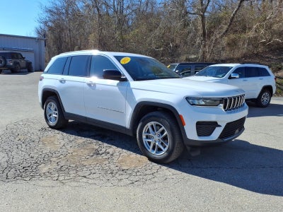 2023 Jeep Grand Cherokee Laredo