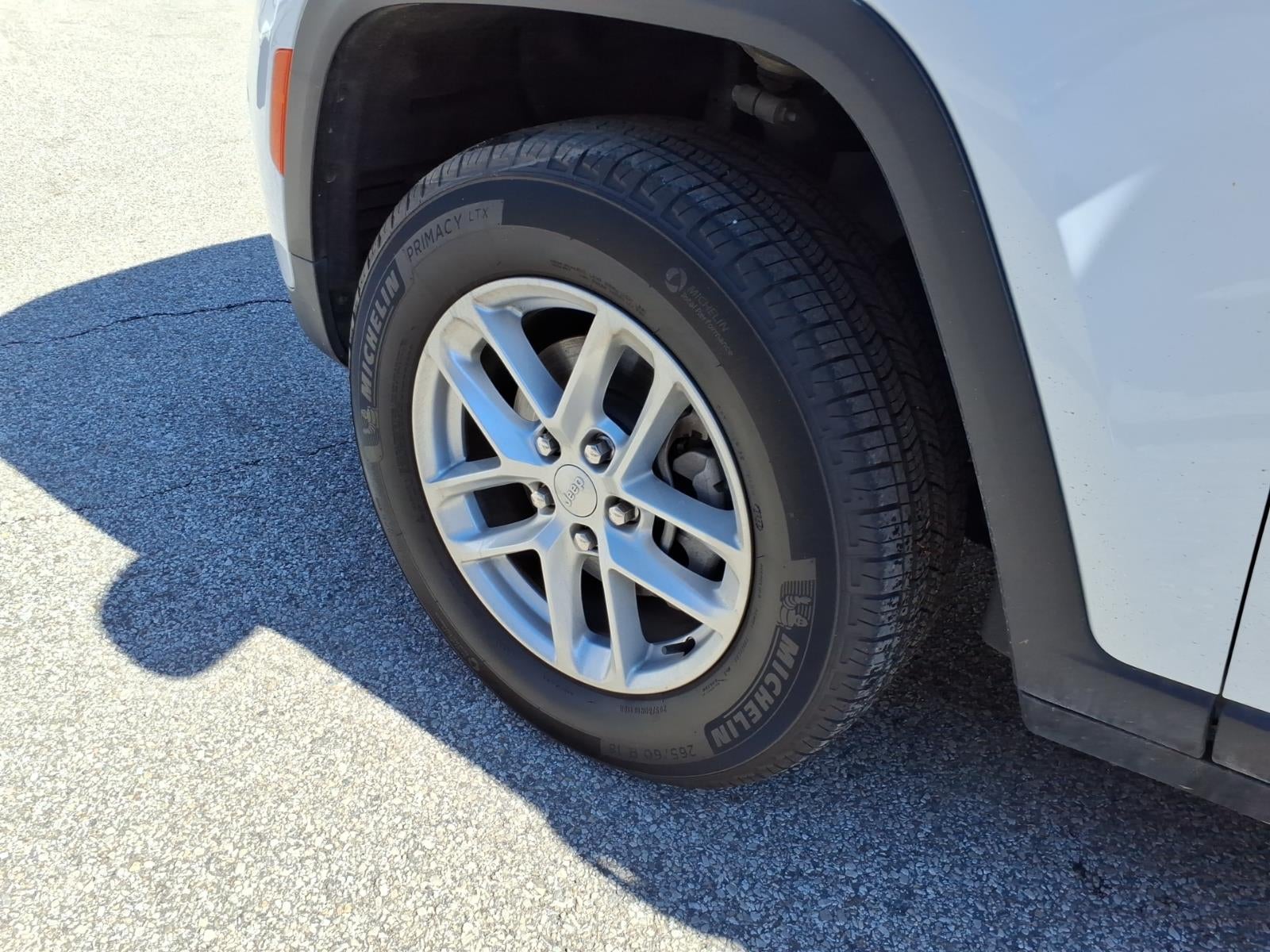 2023 Jeep Grand Cherokee Laredo