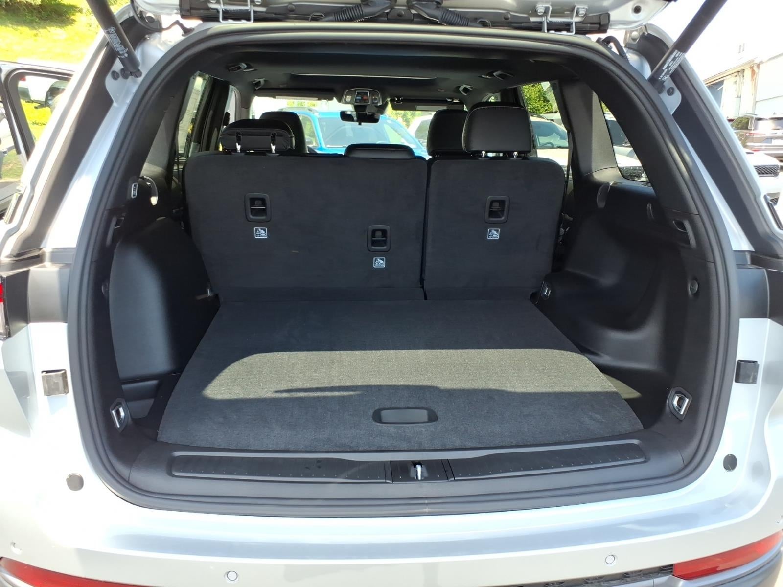 2026 Jeep Grand Cherokee Altitude