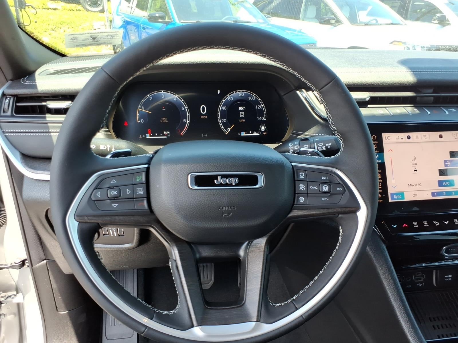 2026 Jeep Grand Cherokee Altitude