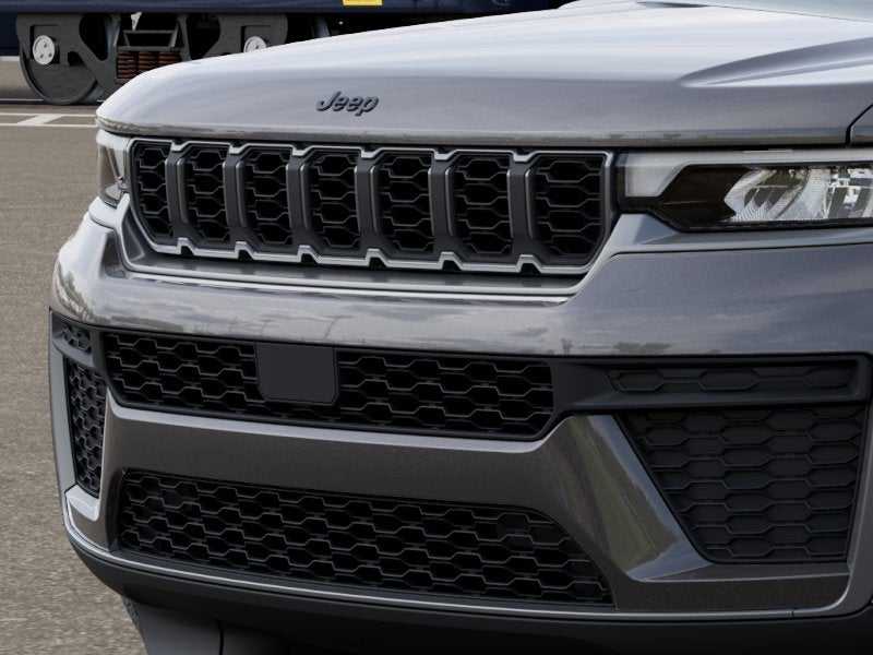 2026 Jeep Grand Cherokee Altitude
