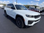 2027 Jeep Grand Cherokee Laredo Altitude
