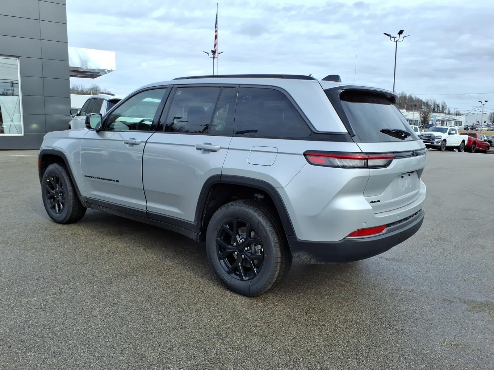 2026 Jeep Grand Cherokee Altitude