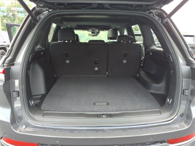 2026 Jeep Grand Cherokee Altitude
