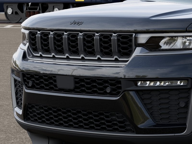 2026 Jeep Grand Cherokee Base