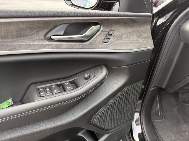 2027 Jeep Grand Cherokee Limited