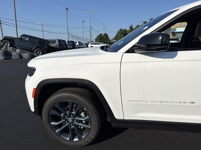2026 Jeep Grand Cherokee 85th Anniversary Edition