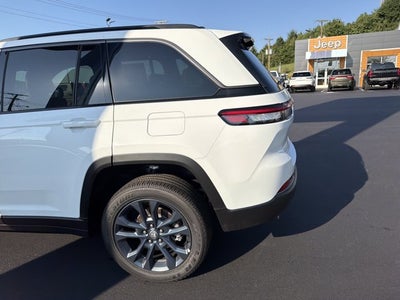 2026 Jeep Grand Cherokee 85th Anniversary Edition