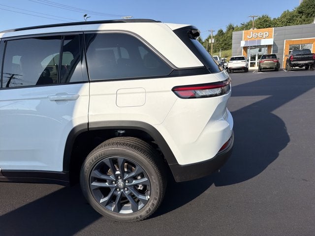 2026 Jeep Grand Cherokee 85th Anniversary Edition