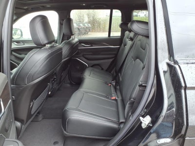 2026 Jeep Grand Cherokee Base