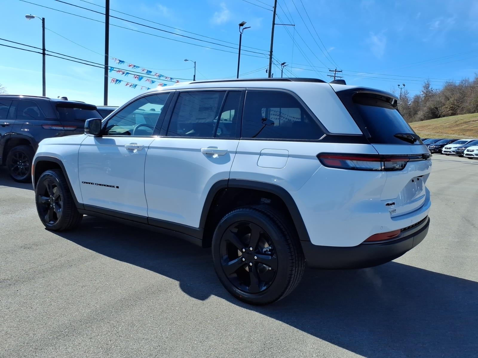 2026 Jeep Grand Cherokee Base