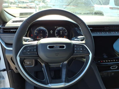 2026 Jeep Grand Cherokee Base