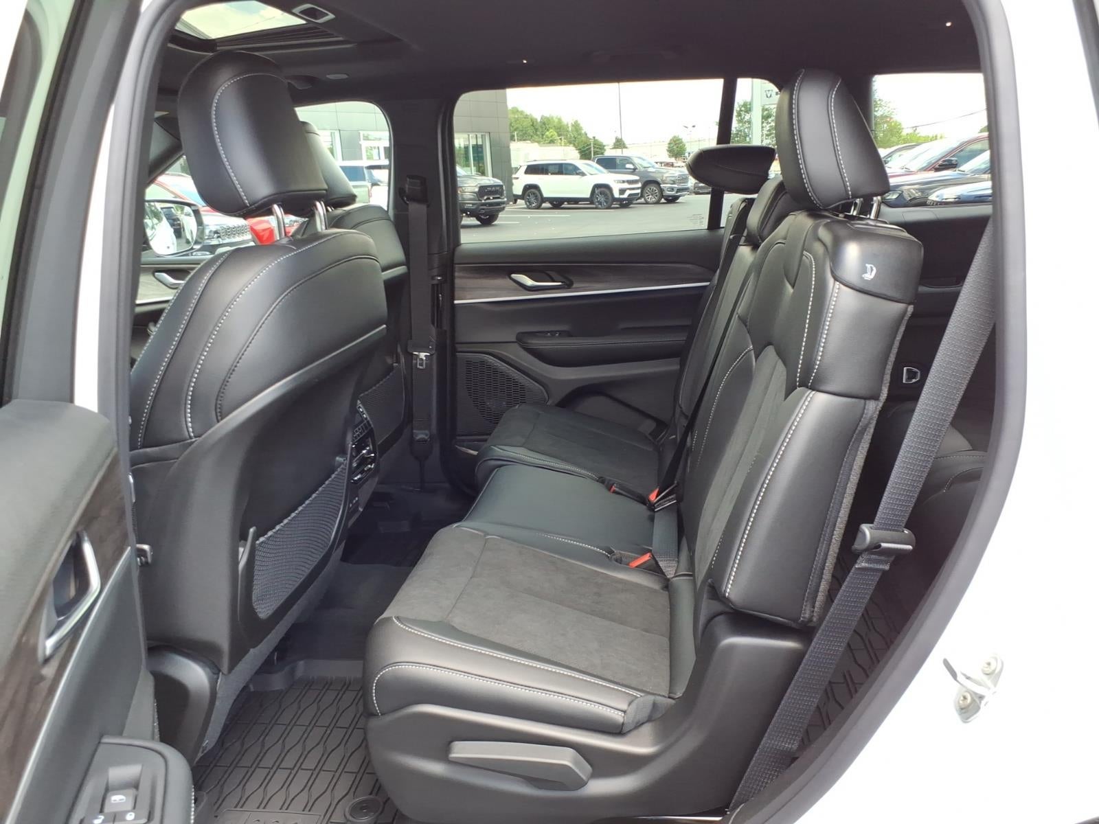 2026 Jeep Grand Cherokee L Altitude