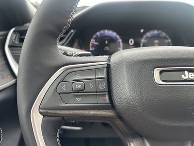 2027 Jeep Grand Cherokee L Laredo Altitude