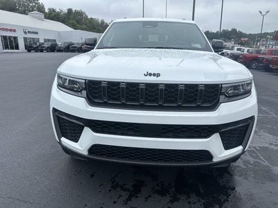 2027 Jeep Grand Cherokee L Laredo Altitude