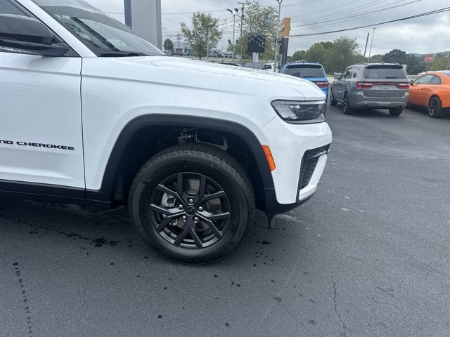 2027 Jeep Grand Cherokee L Laredo Altitude