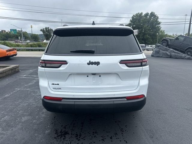 2027 Jeep Grand Cherokee L Laredo Altitude