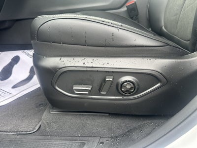 2027 Jeep Grand Cherokee L Laredo Altitude
