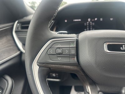 2027 Jeep Grand Cherokee L Laredo Altitude