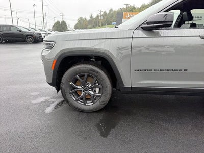2027 Jeep Grand Cherokee L Laredo Altitude