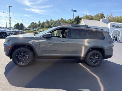 2027 Jeep Grand Cherokee L Laredo Altitude