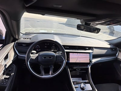2027 Jeep Grand Cherokee L Laredo Altitude