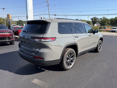 2027 Jeep Grand Cherokee L Laredo Altitude