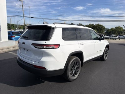 2027 Jeep Grand Cherokee L Laredo Altitude