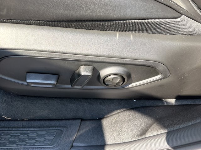 2027 Jeep Grand Cherokee L Laredo Altitude