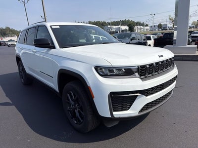 2027 Jeep Grand Cherokee L Laredo Altitude