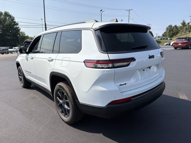2027 Jeep Grand Cherokee L Laredo Altitude