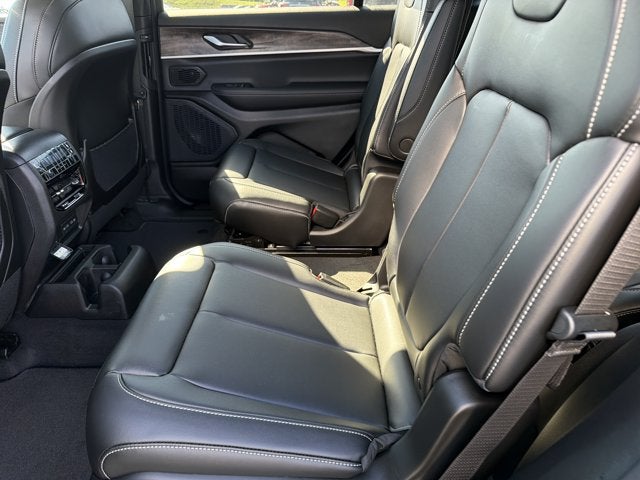 2027 Jeep Grand Cherokee L Limited