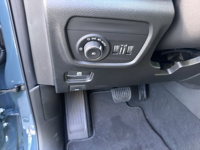 2027 Jeep Grand Cherokee L Limited