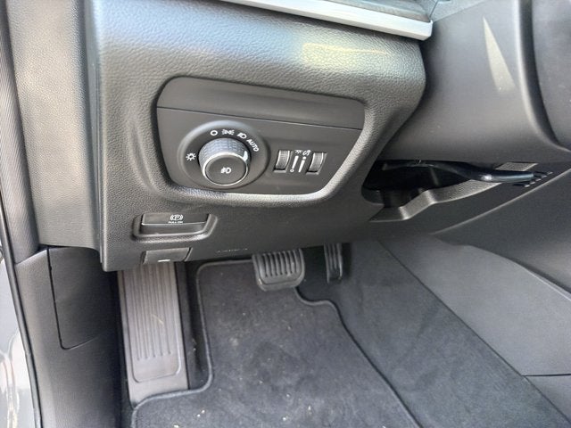 2027 Jeep Grand Cherokee L Limited