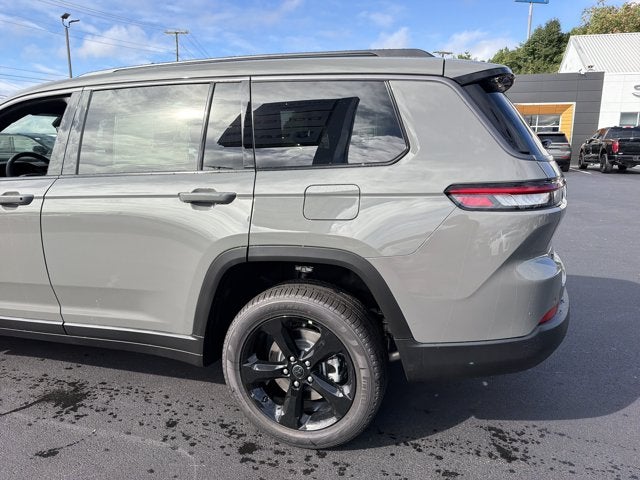 2027 Jeep Grand Cherokee L Limited