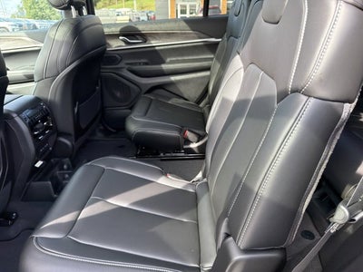 2027 Jeep Grand Cherokee L Limited