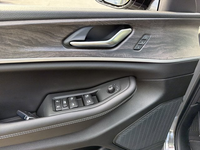 2027 Jeep Grand Cherokee L Limited