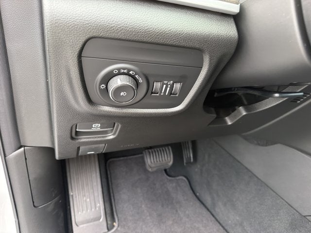 2027 Jeep Grand Cherokee L Limited