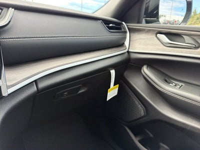 2027 Jeep Grand Cherokee L Limited