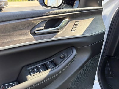 2027 Jeep Grand Cherokee L Limited